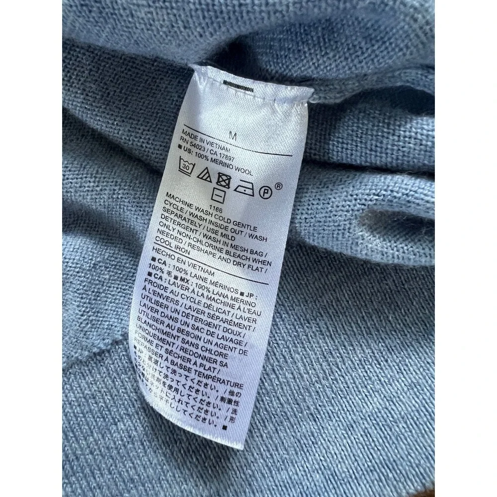 Banana Republic Mens 100% Merino Wool Crewneck Sweater Light Blue Heather Medium
